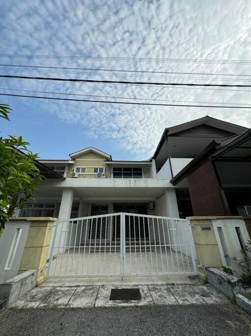 Homestay Bagan Serai Zewnętrze zdjęcie
